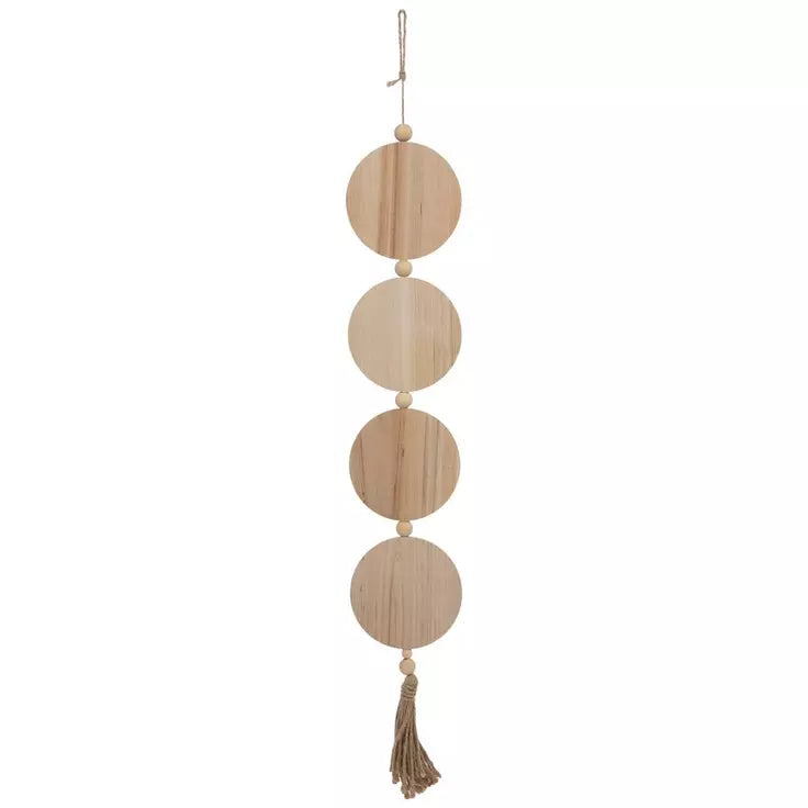 Decoración de pared de madera con cuerdas